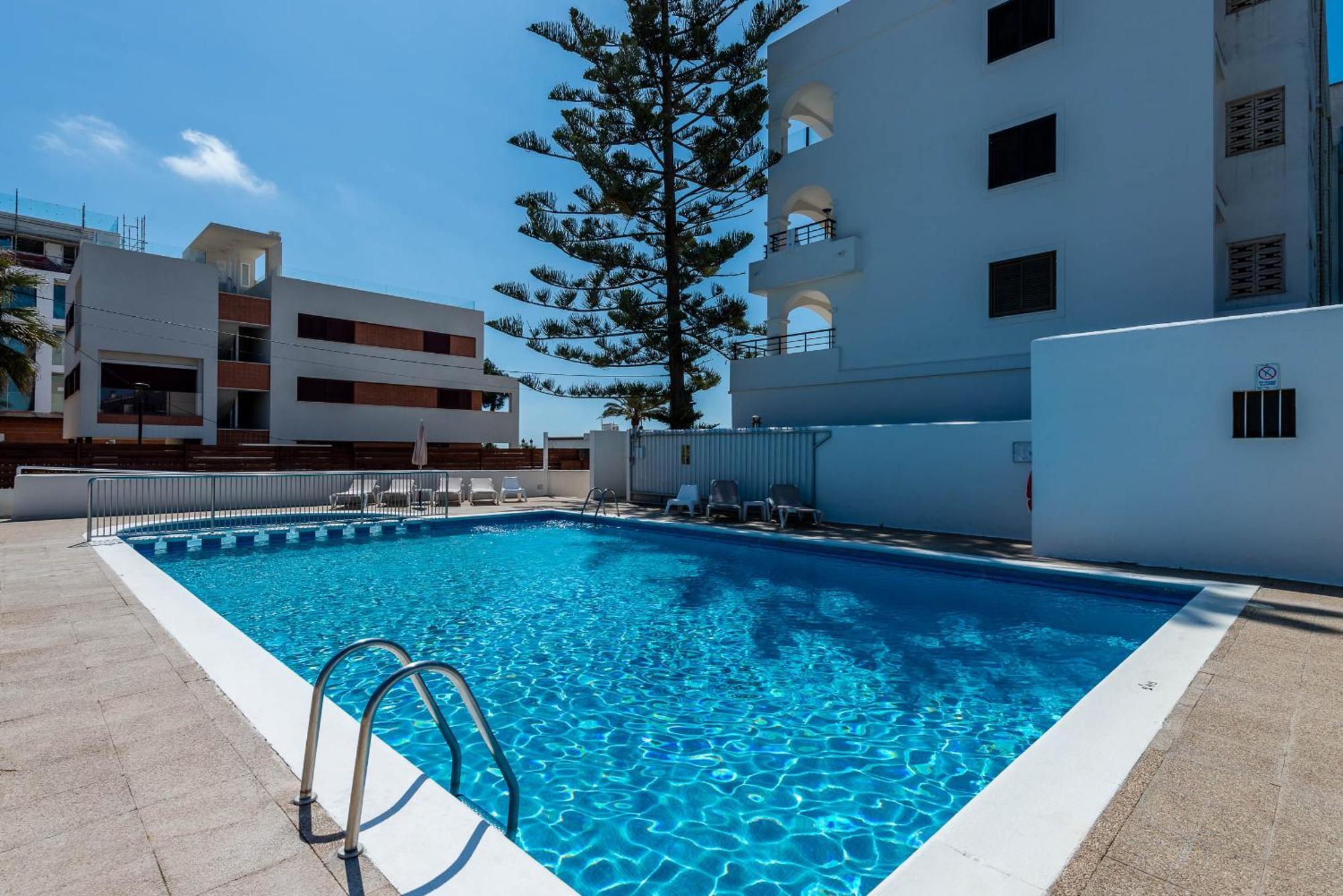 Pierre & Vacances Ros Ibiza Santa Eularia des Riu Ngoại thất bức ảnh