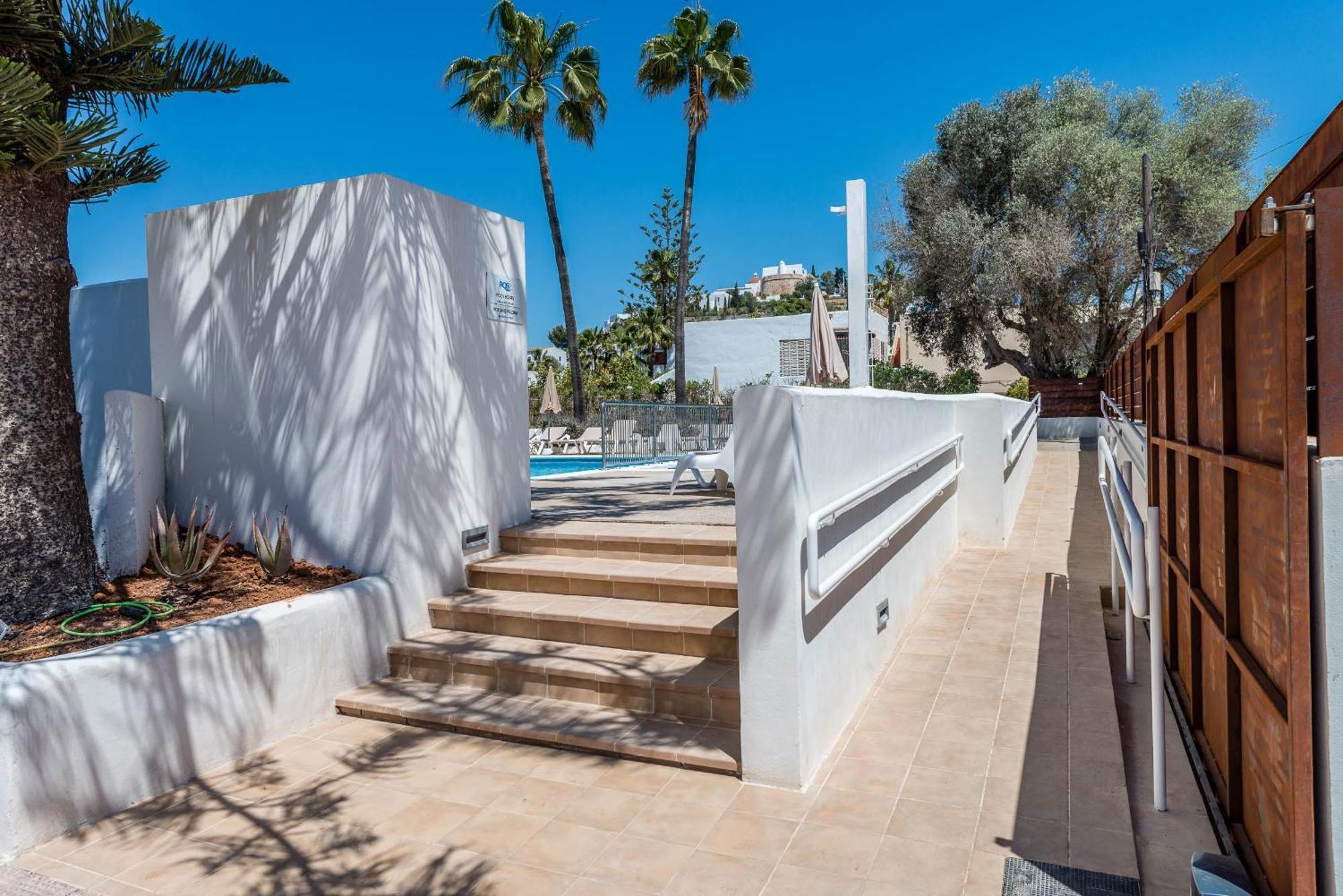Pierre & Vacances Ros Ibiza Santa Eularia des Riu Ngoại thất bức ảnh