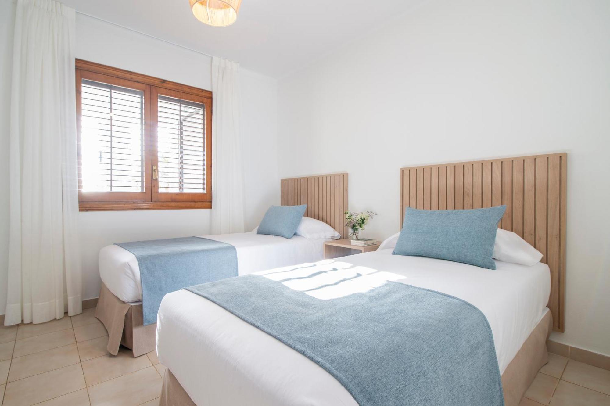 Pierre & Vacances Ros Ibiza Santa Eularia des Riu Ngoại thất bức ảnh
