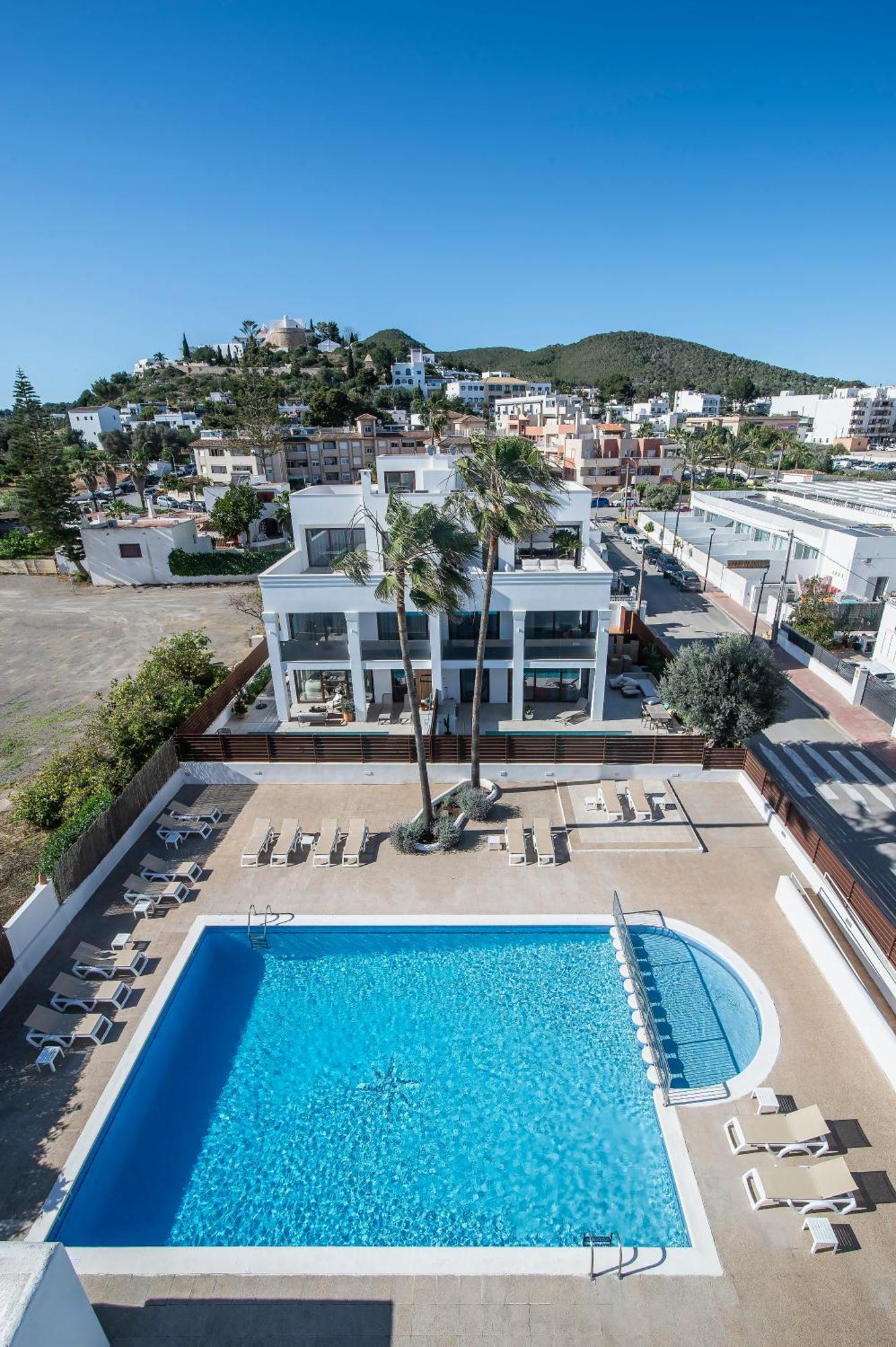 Pierre & Vacances Ros Ibiza Santa Eularia des Riu Ngoại thất bức ảnh
