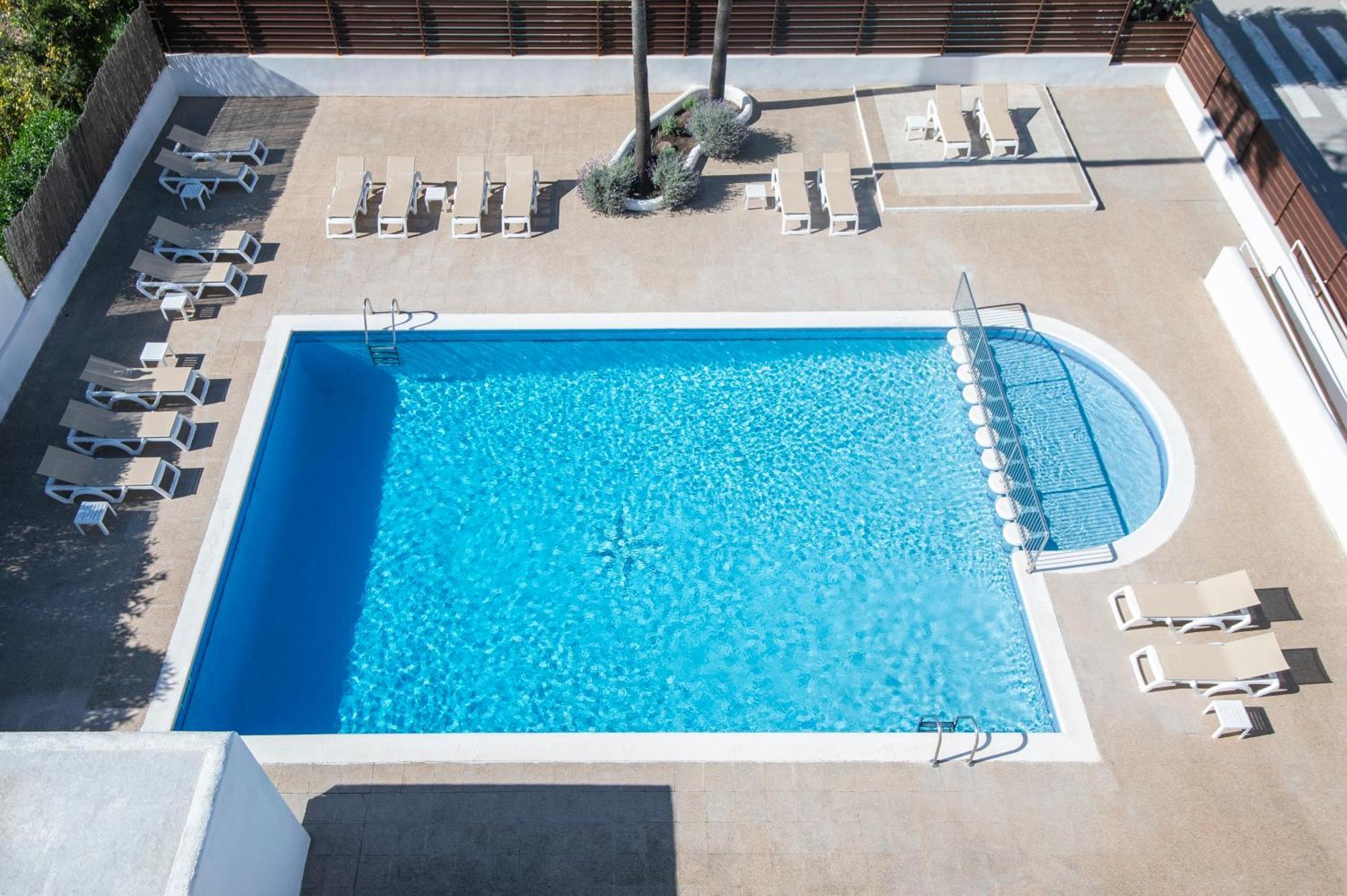 Pierre & Vacances Ros Ibiza Santa Eularia des Riu Ngoại thất bức ảnh