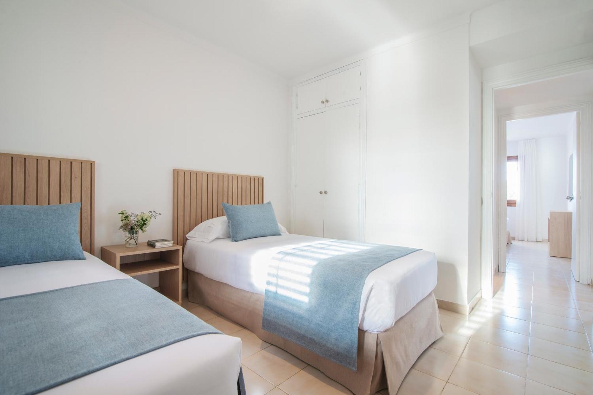 Pierre & Vacances Ros Ibiza Santa Eularia des Riu Ngoại thất bức ảnh
