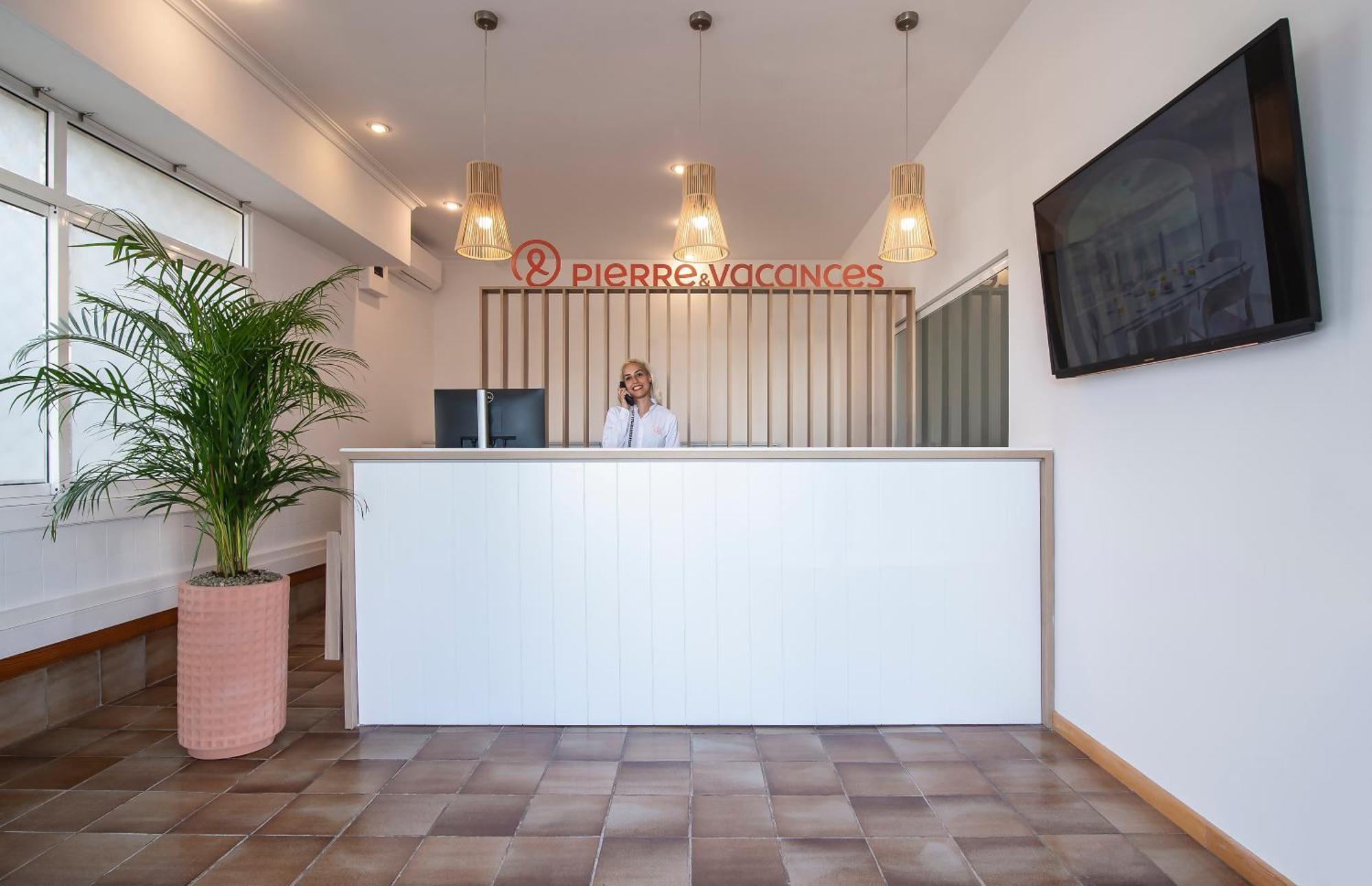 Pierre & Vacances Ros Ibiza Santa Eularia des Riu Ngoại thất bức ảnh