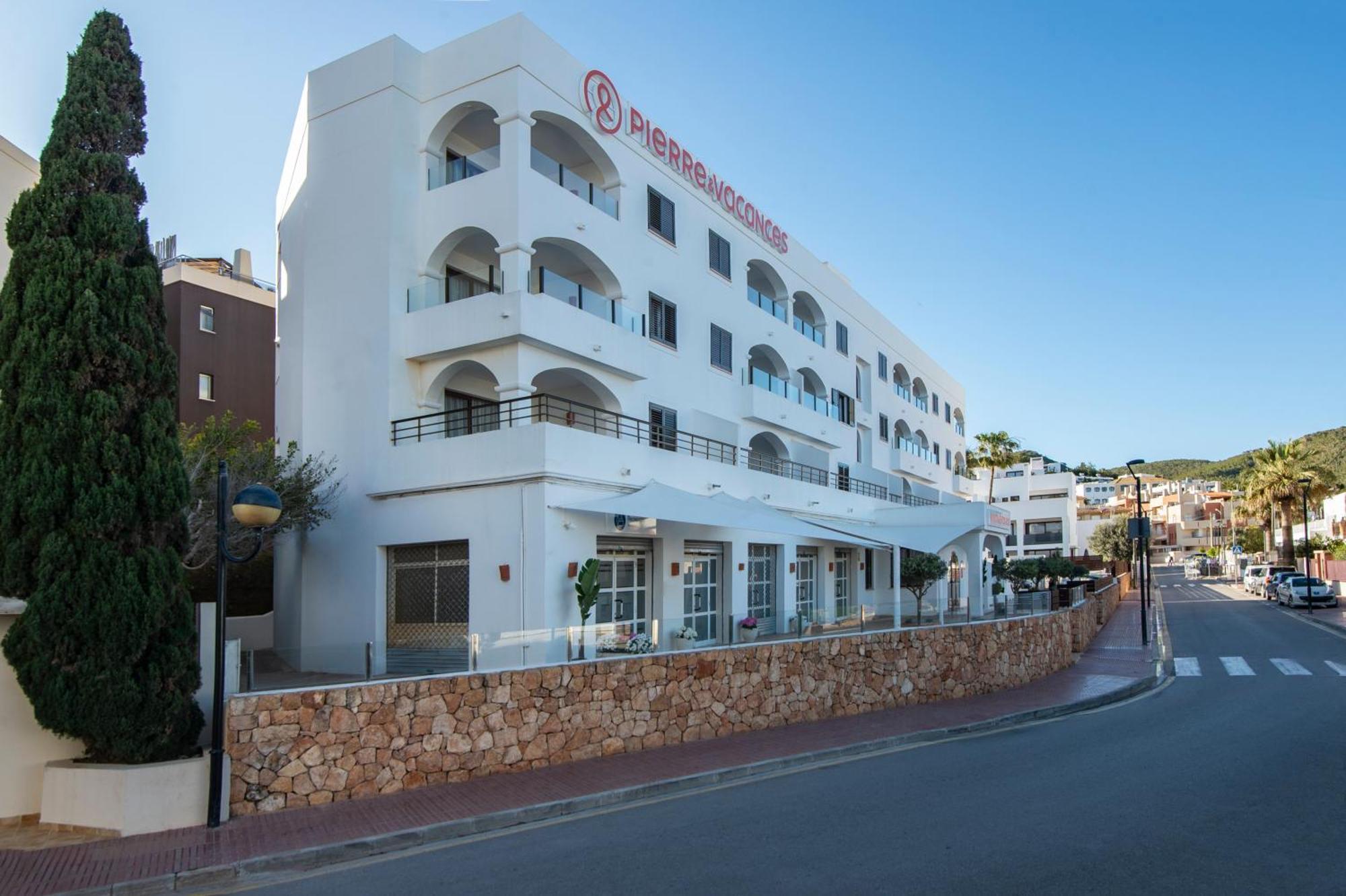 Pierre & Vacances Ros Ibiza Santa Eularia des Riu Ngoại thất bức ảnh